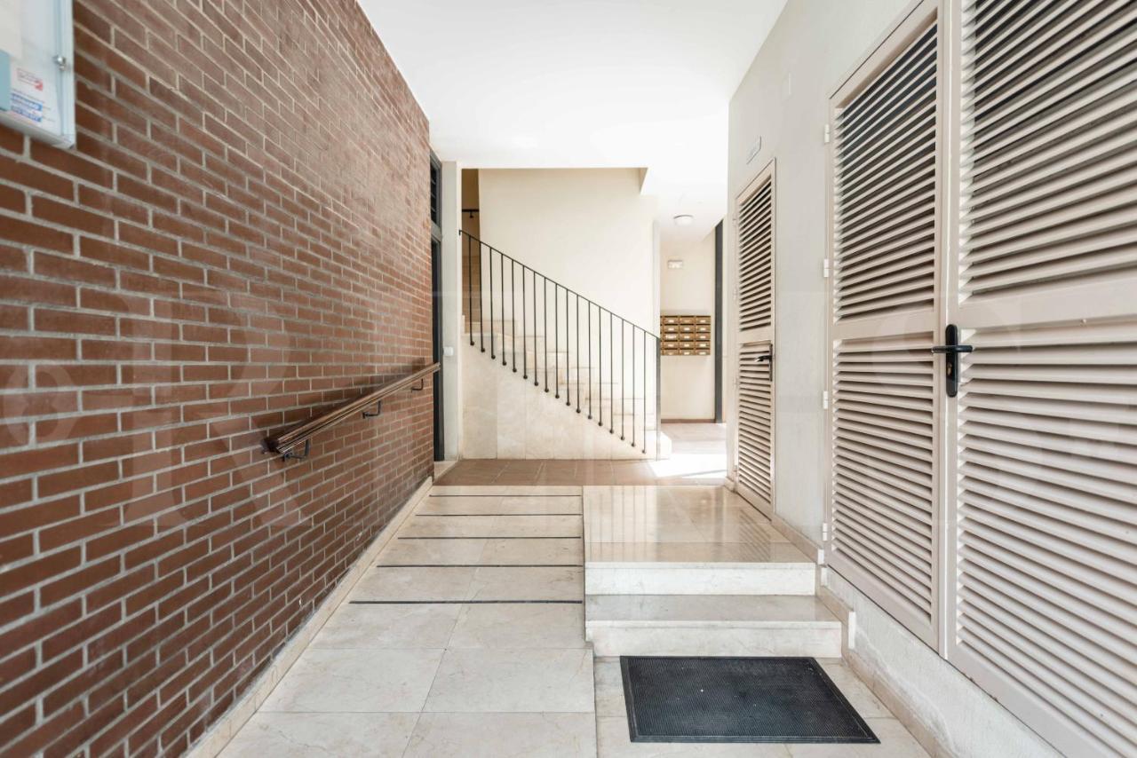 Inviting Apartment In The Heart Of Malaga By Rems Exterior foto