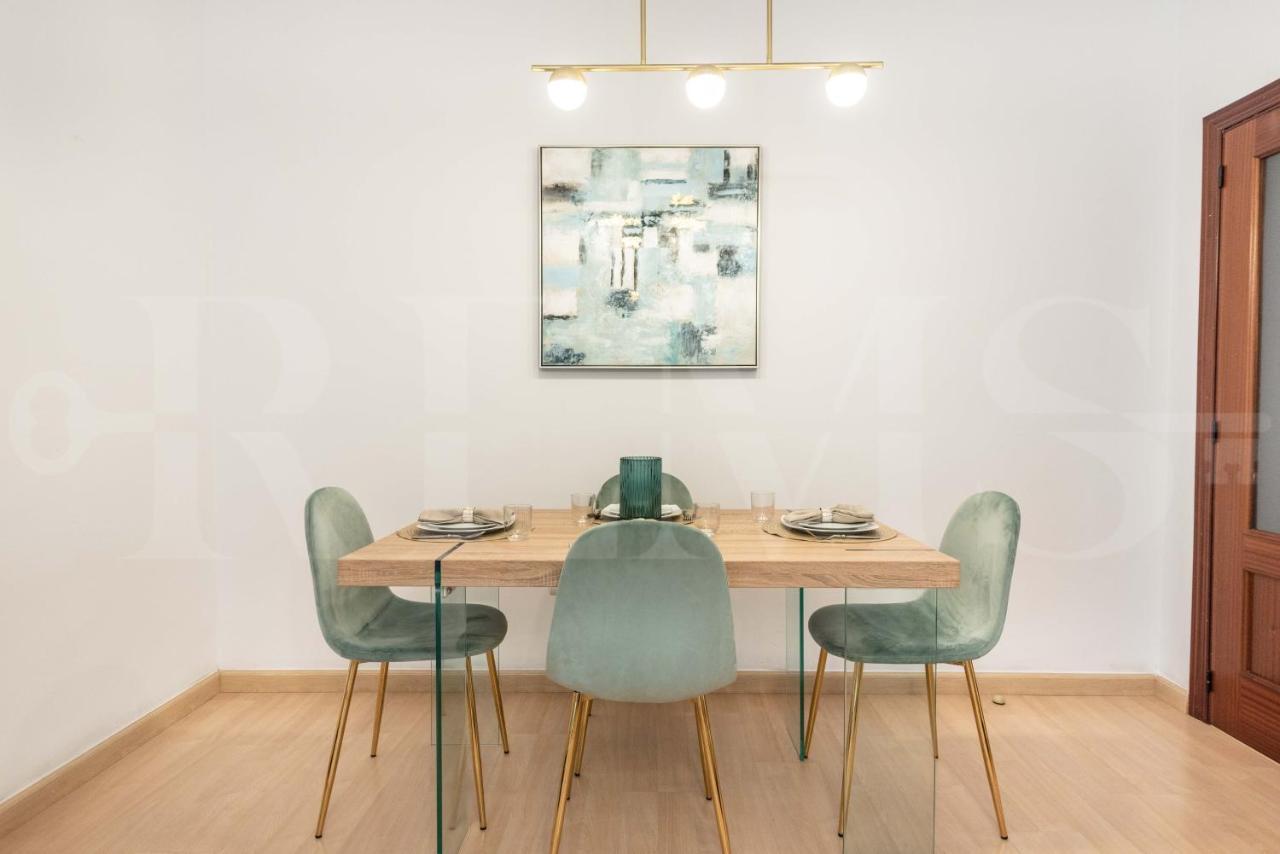 Inviting Apartment In The Heart Of Malaga By Rems Exterior foto